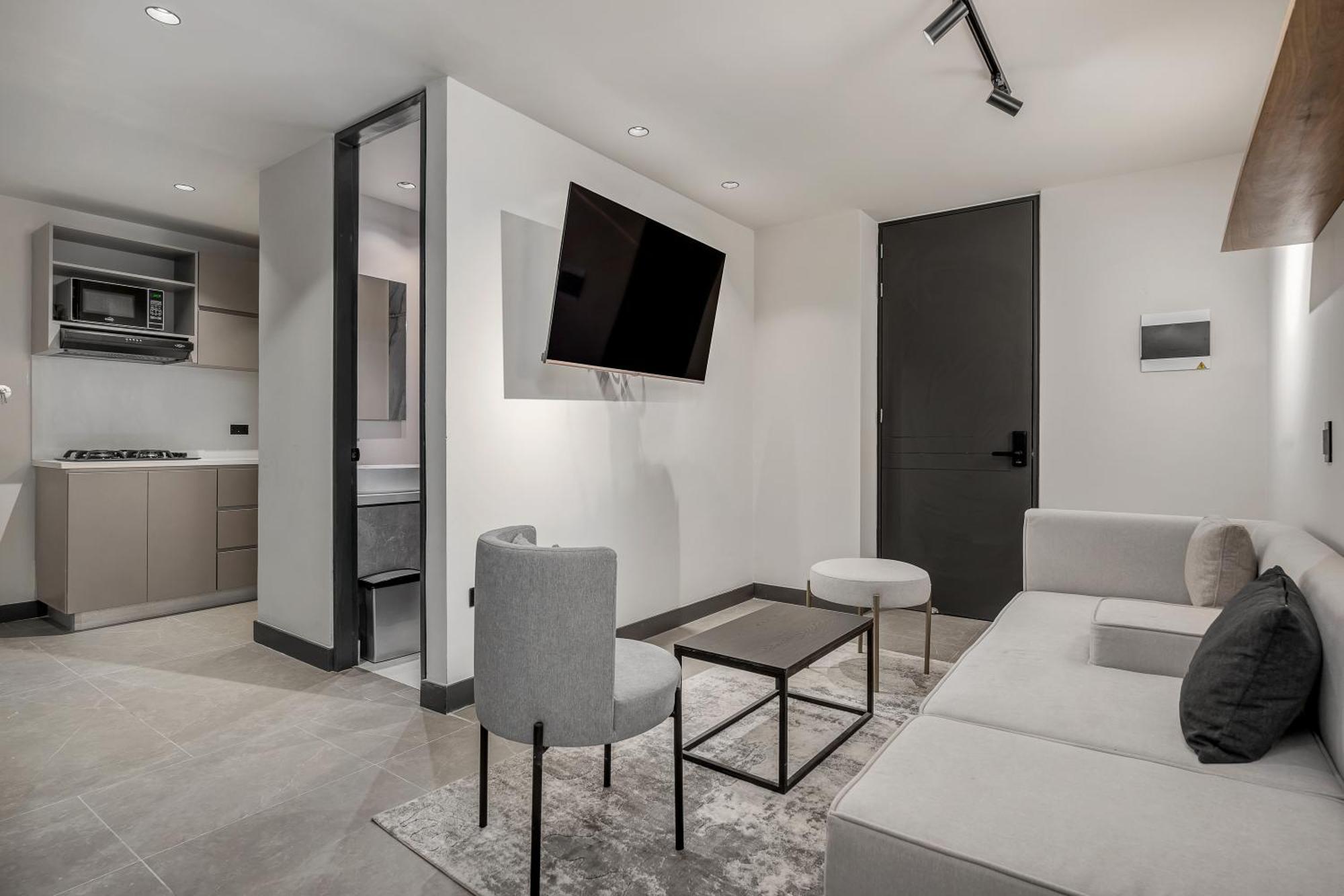Apartamentos Housy Laureles Medellin Exterior photo
